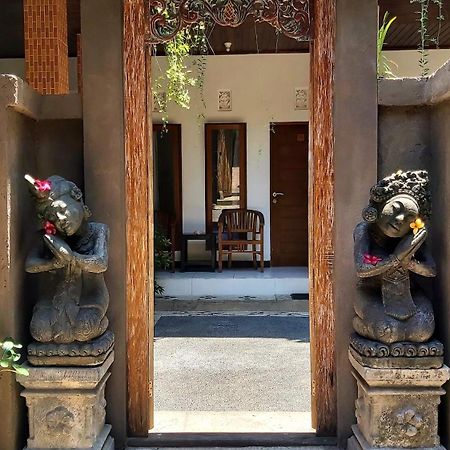Genta House Otel Kuta Lombok Dış mekan fotoğraf